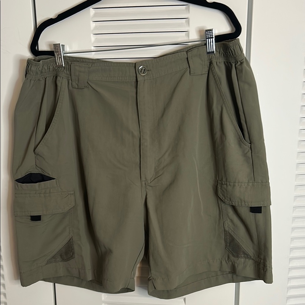 Men’s shorts. Green by World wide sportsman
